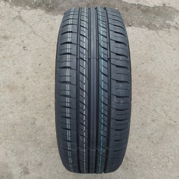 215/65/16 Triangle TR928 (102H)